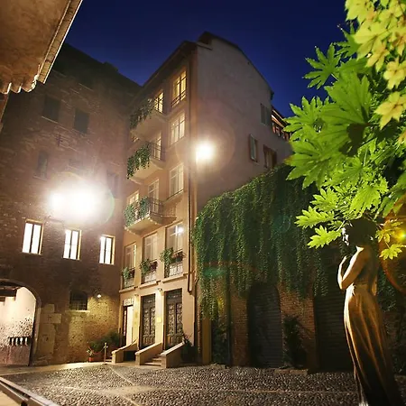 Relais Balcone Di Giulietta Maison d'hôtes 5*